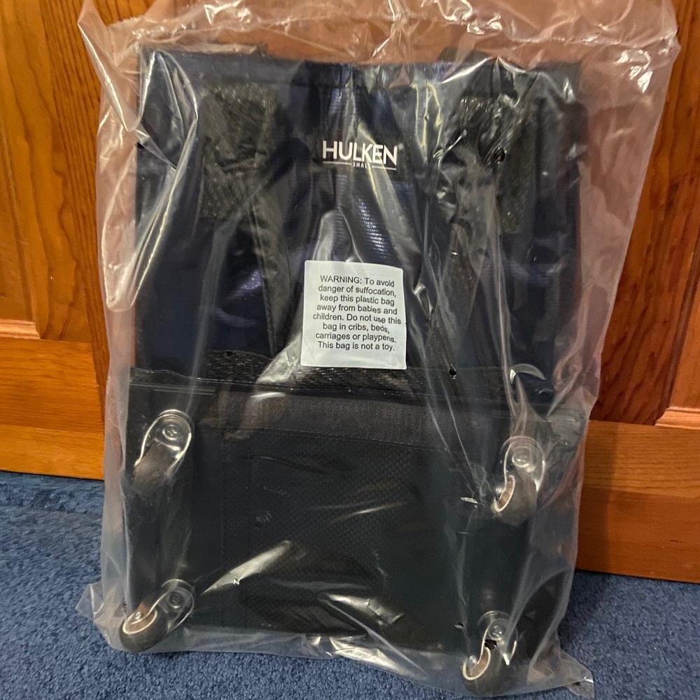 Hulken Rolling Bag Small